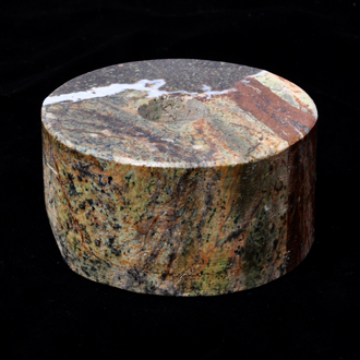 Pen display, mhstudios